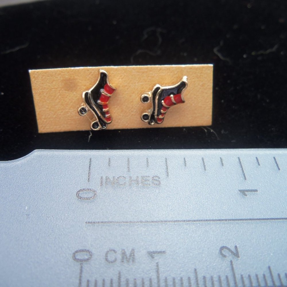 Roller Skates Pierced Earrings